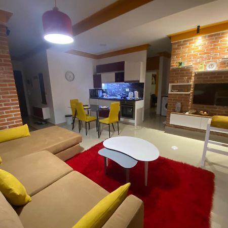 Your Apartment Pogradec Ngoại thất bức ảnh