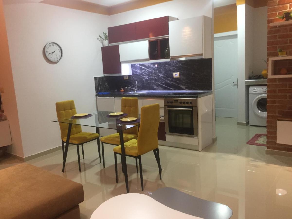 Your Apartment Pogradec Ngoại thất bức ảnh